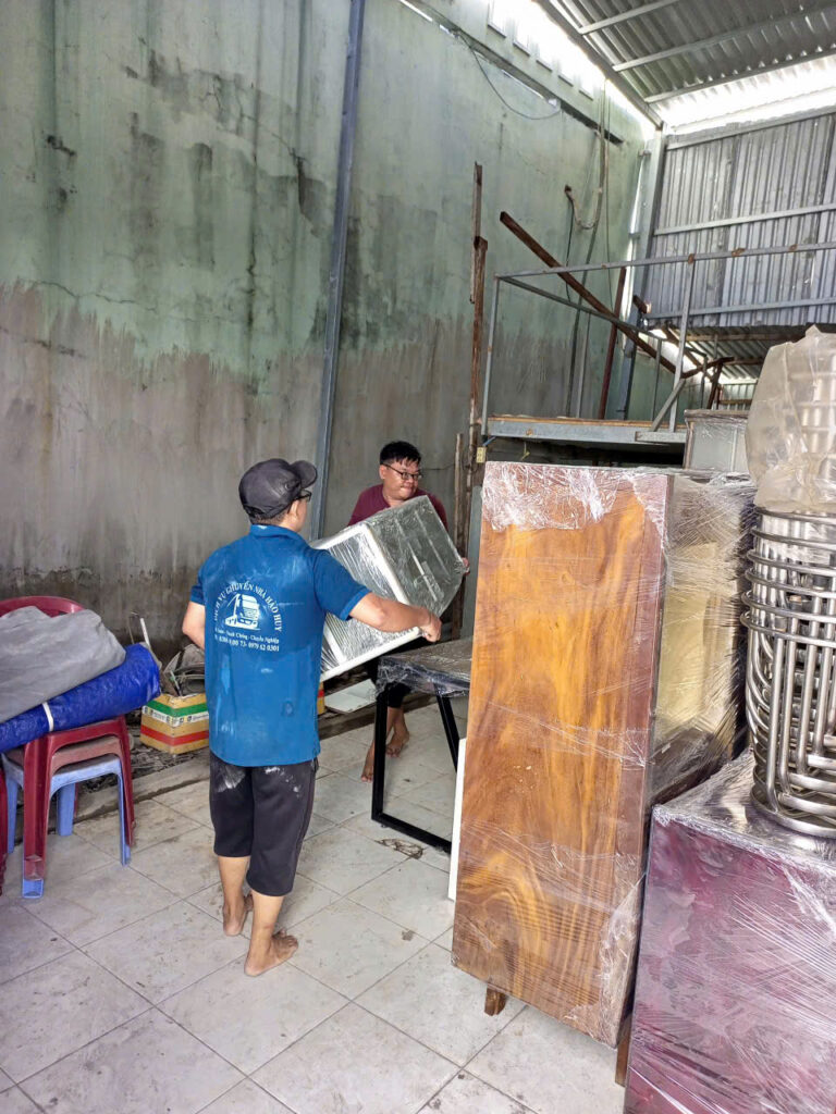 Chuyển nhà quận hóc môn